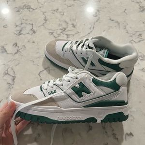Green New balance 550